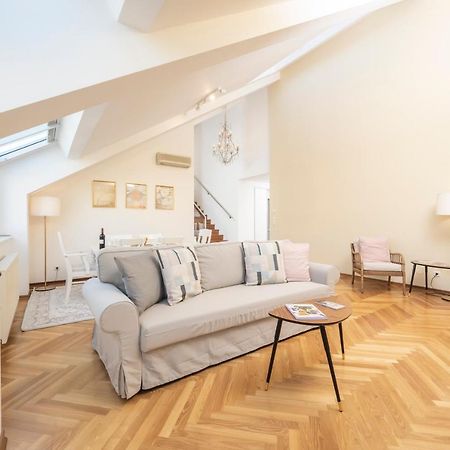 Apartamento Penthouse Staatsoper Viena Exterior foto