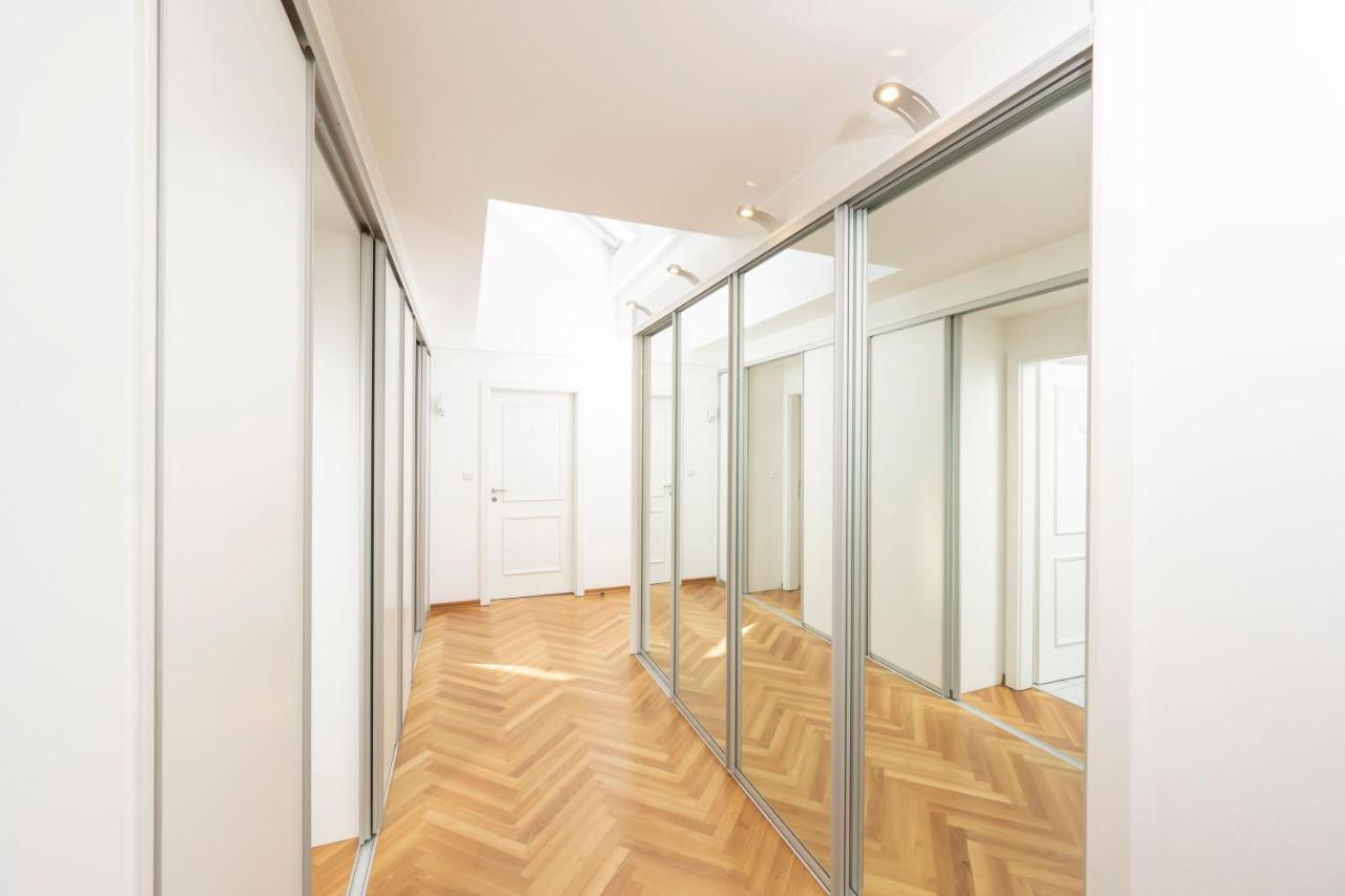 Apartamento Penthouse Staatsoper Viena Exterior foto